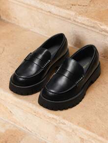 Women Platform Loafers 1.57-Inch Chunky Mid-Heel Flatform Loafer Round Toe Versatile Classic Casual Slip On Shoes, 2026 New Spring Summer Shoes - 黑色 - 查看 4