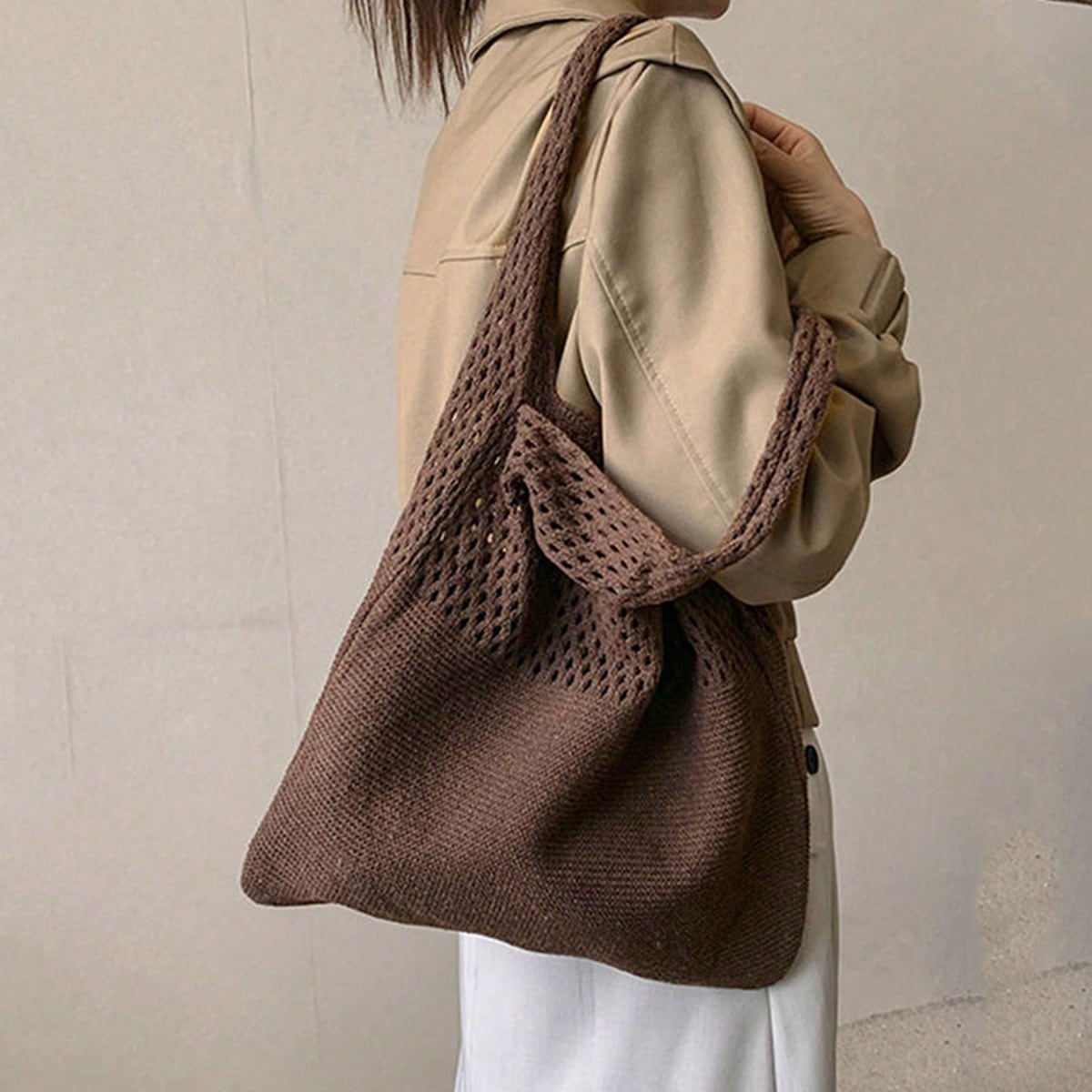 Vintage Hollow Woven Women Shoulder Bag Knitting Handbags Large Capacity Tote Bags For Ladies Summer Beach Travel Shopper Purse Designer Knitted Handbags Large Capacity Totes Women Pack Summer Beach Bag Big Purses Casual Hollow Woven Shoulder Bags