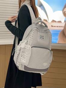 适合初高中学生的条纹星形女孩背包；通勤上学书包；户外休闲旅行包。 - 白色 - 查看 5