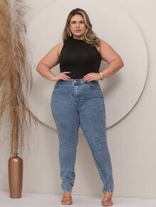 Women's Plus Size Skinny Pants In Premium Medium Wash Enhances Waist And Butt - 中度洗滌 - 查看 1