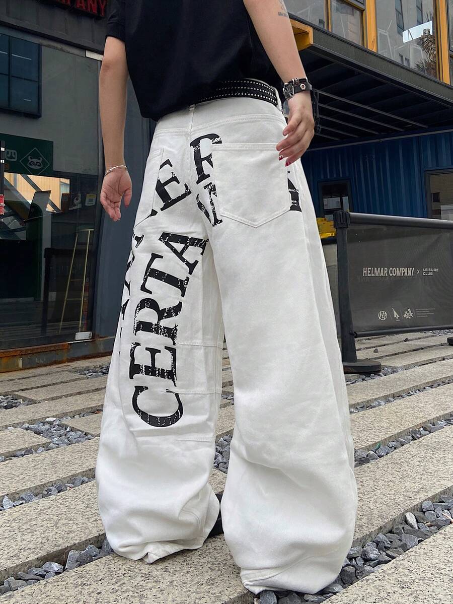 1件 Infinite Jeans 美国休闲品牌拼接男士个性化印花喇叭裤,宽松舒适的街头风阔腿裤(产品不含腰带和配饰) - 白色 - 查看 1