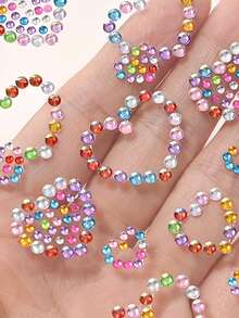 4张闪亮爱心、星星和珍珠点缀的魅力脸部贴纸套装 | 打造眼妆和派对造型 | 可爱奢华的情人节和节日风格 - 彩色 - 查看 6