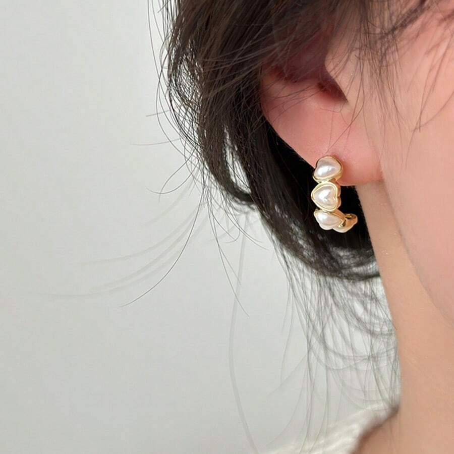 1对浪漫心形C形设计耳环，女士百搭款 - 金色 - 查看 1