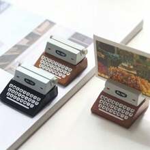 1pc Creative Mini Wooden Typewriter Clip, With QWERTY Layout And Numbered Keys - Functional Desktop Organizer, Multipurpose Office Desk Decor Photo Holder, Room Decor, Home Decor, Desk Decor, Birthday Decor, Suitable For Memo Clips, Business Card Holders, Letter Clips, Name Card Boxes, Desk Accessories, Desk Ornaments, Room Ornaments, Desk Decorations, Office Desk Supplies - Multicolor - View 6