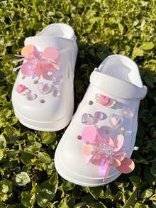 12pcs Valentine's Day Cute Pink Resin Heart Sequin Hollow Shoe Decorations DIY Accessories - Fun, Versatile Personalized Shoe Embellishments, Perfect Gifts For Holiday Parties And Special Occasions - Pink - View 2