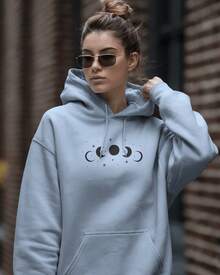 MOLETOM FEMININO ESTAMPADO "FASES DA LUA" VARIAS CORES CONFORTÁVEL CANGURU FLANELADO TECIDO PREMIUM MF-019 - Azul bebê - Visão 2