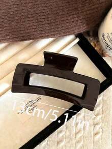 1 chiếc kẹp tóc càng cua cỡ lớn màu nâu dành cho nữ, kích thước 13cm/5.12in, phụ kiện tóc bằng nhựa nhẹ, thời trang và đa năng, kiểu dáng thanh lịch và tối giản, kẹp tóc màu trơn phù hợp cho sử dụng hàng ngày, đi chơi, dự tiệc, đi làm, đi biển, đi nghỉ mát, buộc tóc đuôi ngựa, búi tóc, rửa mặt, trang điểm, phụ kiện trang phục. Kẹp tóc thời trang, phụ kiện tóc thanh lịch. - Màu nâu Sô-cô-la - Xem 2