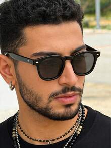 1 Pair New Retro Rivet Fashion Glasses, Small Frame PC Decorative Fashionable Fashion Glasses, Minimalist Versatile Unisex High-End Driving Fashion Glasses - Multicolor - View 4