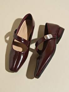 女士时尚平底玛丽珍鞋，方头粗跟带，黑色优雅低帮平底鞋，2026春夏新款 - 酒紅色 - 查看 5