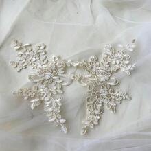 Lace Applique With Sequin Corded Flower Embroidery - Light Champagne - Perfect For Wedding & Bridal Accessories, Dance Costumes, Craft Projects - 25*12.5 Cm (9.8*4.9 Inches) - Mirror Pair - 淡香檳 - 查看 3