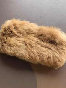 1件新款秋冬绗缝兔毛发箍，蓬松镂空顶部皮革草帽，复古宽檐保暖毛绒头巾