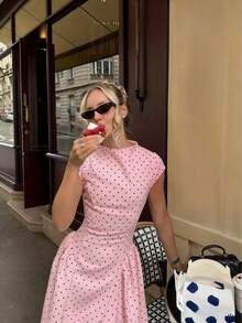 涤纶薄款印花拼接休闲宽松连衣裙，适合假日度假穿着。注意：请穿着肤色内衣。 - 粉色 - 查看 5