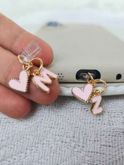 1pc Pink Heart-Shaped Metal Dust Plug, 26 Letter Heart Charging Port Protector Cover, DIY Phone Decor Compatible With Apple/Type-C, Mobile Device Dust-Proof Accessory, Girly Letter Heart Dust Plug, Gift For Friends, Valentine's Day Gift, Festival Small Gift Gifts For Mother, Family, Friends, Kids, Birthday, Holiday Phone Accessories Phone Charm