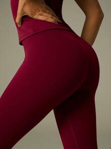 UONNOU Sporty Sculpting Loungewear Set | Stretchy Slim Fit Activewear - Red - View 7