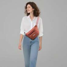 Riñonera Mujer,Cangurera Deportiva Bolsa de Pecho Correa Ajustable Bolso de Cintura/Fanny Pack Impermeable Ligero para Gimnasio, Marcha, Viaje Senderismo, Ciclismo, Running y Uso Diario - Crema - Ver 8