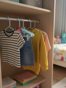 40 piezas de ganchos de plástico con forma de nudo, perchas para recién nacidos. Organizador de ropa para bebés/niños pequeños antideslizante y ultradelgado - Rojo - Ver 2
