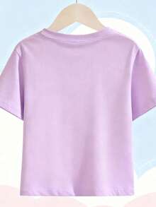 Snoopy Authorization , Tween Girl Clothes,Snoopy Cake POOF Wearing A Birthday Hat! Print T-Shirt, Interesting Design ,100% Breathable 180g Short-Sleeved Top, Machine Washable Casual Style, Suitable For Girls, Casual, Comfortable, Fashionable And For All Seasons, Humorous And Youthful Shirt, A Fashionable T-Shirt For Boys And Girls - 淡紫色 - 查看 2