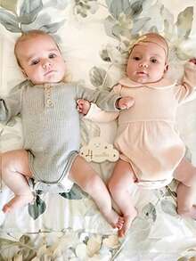 一套婴儿1-12个月木质云朵里程碑标记，婴儿成长记录摄影道具，双面带挂钩，适合婴儿派对、家庭装饰、礼物，也适合婴儿派对、复活节礼物，男女宝宝皆宜 - 查看 6