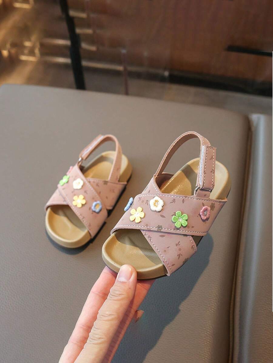 A Pair Of The Latest Summer Children's Purple Flower-Stitched Flat Sandals - A Comfortable Style That Can Be Easily Matched With Various Children's Outfits - Dusty Purple - View 1