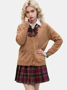 一套日式学院风校服，卡其色针织开衫外套，红色格子高腰百褶裙，长袖内衬，四件套，秋冬款 - 彩色 - 查看 4