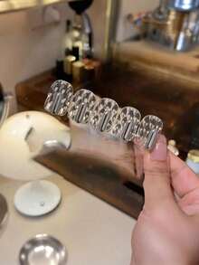 Bộ 5 móc dán mini không cần khoan, giá đựng trang sức treo tường, giúp sắp xếp gọn gàng vòng cổ và phụ kiện, giá treo tường tiết kiệm không gian, kệ trưng bày trang sức trang nhã cho phòng ngủ hoặc ký túc xá, keo dán dễ tháo lắp với độ bám chắc chắn, giá đựng trang sức lắp đặt nhanh chóng, thiết kế gắn ẩn, phụ kiện trang trí đa năng cho không gian nhỏ. - Nhiều màu - Xem 12