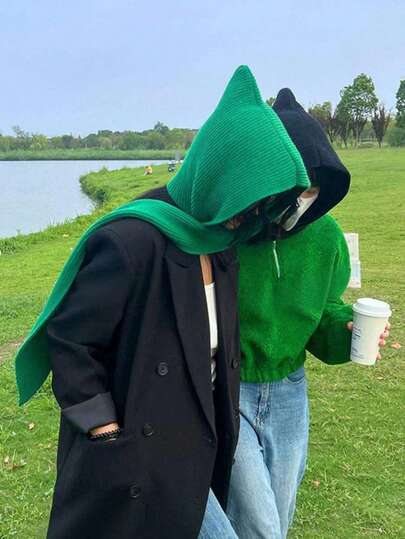 女士针织拉法帽围巾披肩，柔软针织面料，弹性袖口设计，冬季保暖颈部，全面防护抵御寒冷，适合通勤、上学、购物、户外活动等场合，易于折叠收纳，长款针织冬帽