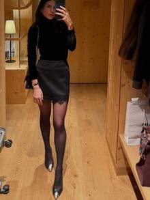 夏季黑色蕾丝迷你裙裤，适合女士外出穿着，春季缎面黑色裙裤 - 黑色 - 查看 4