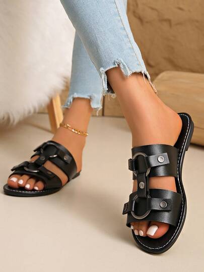 2026新款春夏休闲时尚搭扣绑带纯色加大码平底防滑耐用TPR户外圆头一体式套脚沙滩凉鞋女款