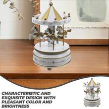 1个旋转木马音乐盒，上弦式，蛋糕造型，礼品