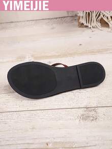 New Women Flat Sandals, Fashion Sandals, Solid Color Beach PU Leather Criss-Cross Strap Beach Flip Flops, Summer - Burgundy - View 8