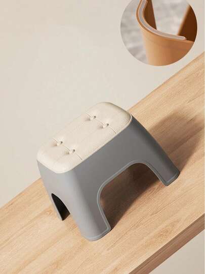 The Perfect Gift For Thanksgiving, Christmas, And Halloween: A Small Plastic Stool For The Living Room Or Bathroom, A Thickened Small Stool, A Low Stool, And A Small Plastic Stool For Kindergarten That Can Be Stacked.