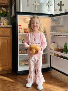 Conjunto de 2 piezas de sudadera de manga larga con cuello redondo bordado y pantalones acampanados estampados para niña pequeña de Pascua - Rosa - Ver 4