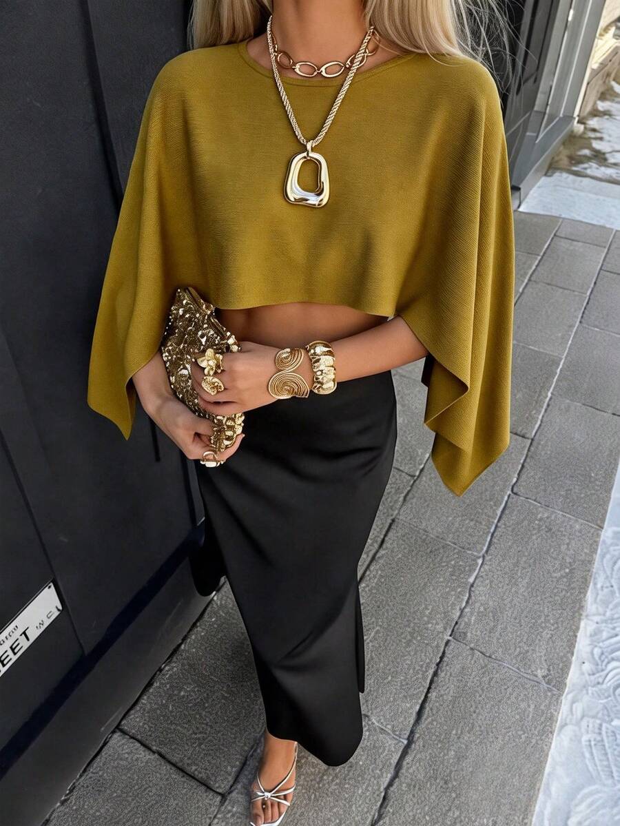 2026春夏新款短款披肩式休闲优雅法式纯色针织绿色上衣，适合日常通勤、约会、度假旅行等各种场合，街头风、春季外出、海滩度假、夏季上衣、春季、外出、夏季、休闲、派对等场合。