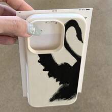 1个TPU材质水墨黑天鹅剪影图案手机壳，兼容 17 Pro Max/17/16 Pro Max/15/13/12/11、S20 FE/A15/S24/A55、Redmi Note 11/Note 12/Note 13 Pro，全包防摔软壳保护套 - 白色 - 查看 3