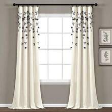 Curtains - Multicolor - View 2