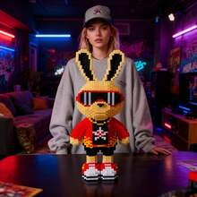 1 Set 3000 piezas Bloques de construcción con diseño de conejo estilo Hip-Hop, adecuado como decoración de escritorio o habitación creativa, regalo de cumpleaños, set de manualidades, aplicable para juegos de fiesta y regalos de Año Nuevo, sin batería requerida - Multicolor - Ver 5