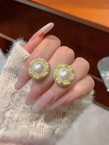 5对时尚几何仿珍珠耳钉，复古简约蝴蝶结花朵耳环套装，适合女性日常及节日佩戴