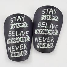 1 par de espinilleras de entrenamiento de fútbol mini, almohadillas de entrenamiento para partidos - reutilizables, cómodas de usar, duraderas - Multicolor - Ver 11