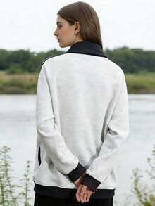 女士条纹立领拼接撞色运动夹克，适合户外活动和日常穿着，四季皆宜，春季款 - 灰色 - 查看 6