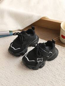 1 Pair Baby Mesh Sneakers, New Spring Outdoor Low-Top Versatile Toddler School Shoes - Black - View 1