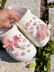 12pcs Valentine's Day Cute Pink Resin Heart Sequin Hollow Shoe Decorations DIY Accessories - Fun, Versatile Personalized Shoe Embellishments, Perfect Gifts For Holiday Parties And Special Occasions - Pink - View 7