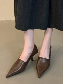 Women's Pointed Toe Elegant Low Heel Slip-On Shoes, Versatile Comfortable Solid Color Commuter Shoes For Office,Kitten Heels - Brown - View 2