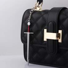 1 pieza Llavero de espada de plata de 12 cm, periféricos del juego The Witcher Wild Hunt, modelo de arma de cabeza de lobo medieval de metal como regalo de artesanía - Multicolor - Ver 12