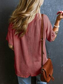 CILKOO Women's Loose Twist Pocket V-Neck Casual Short Sleeve T-Shirt, Spring/Summer - Burgundy - View 2