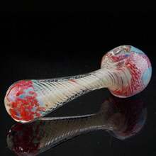 This 4.75-Inch Tornado Vortex Glass Pipe Features A Unique Swirling Structure And Thick, Durable Glass. It Delivers A Smooth Experience And Doubles As A Collectible Piece, Ideal For Users Seeking Distinctive And High-Quality Smoking Accessories. - 預設 - 查看 2