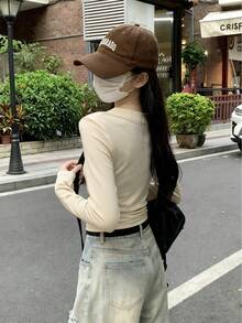 Áo lót dài tay cổ tròn xếp ly màu trơn dành cho nữ, thích hợp cho mùa thu sớm, phong cách thường ngày. - Màu be - Xem 8