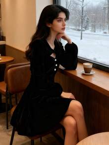 فستان سهرة من قطعتين مكون من فستان أسود مخملي ذو حمالات رفيعة مع شال قصير طويل الأكمام، مناسب لفصلي الخريف والشتاء، مناسب لارتداء في رأس السنة، الاستضافة، والعروض المسرحية - متعدد الألوان - مشاهدة 7