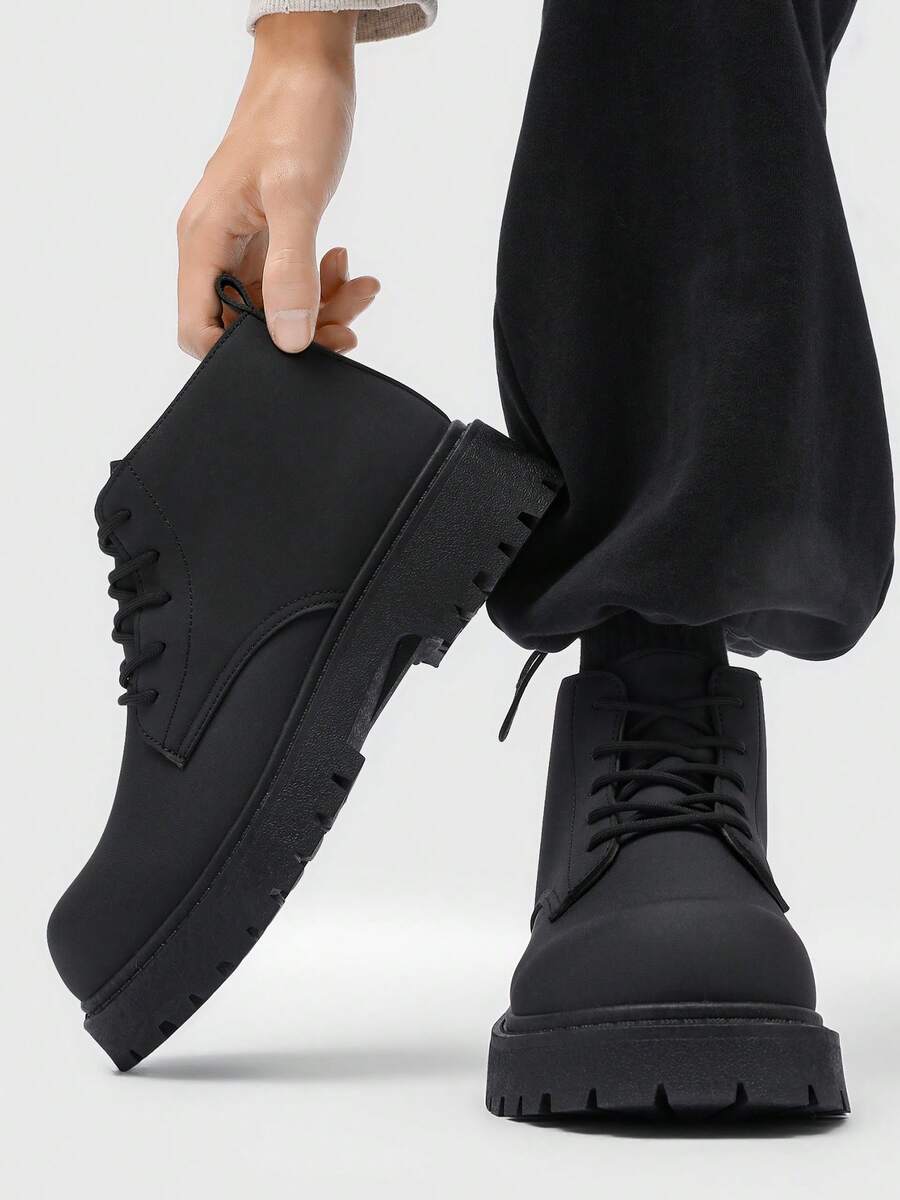 Große Größen Modische Herren High-Top Stiefel, runde Zehenkappe, dicke Sohle, abriebfest, vintage Lässig Stil, Knöchelstiefel für Herren, Outdoor Winter - Schwarz - Übersicht 1