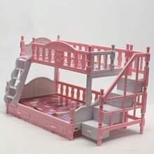 [Sự thoải mái mỗi ngày] Giường tầng công chúa 2 tầng màu hồng trang nhã, phù hợp với búp bê 1,9cm - Chất liệu PVC bền, kiểu dáng Châu Âu với đầu giường trang trí và lan can an toàn, bao gồm nệm có thể tháo rời, đồ nội thất thu nhỏ để chụp ảnh phong cảnh, trang trí phòng ngủ, phụ kiện nhà búp bê, đồ dùng nhà mô hình, tự làm nhà thu nhỏ, quà tặng sưu tầm lý tưởng cho người đam mê và yêu thích mô hình, quà tặng ngày lễ và sinh nhật. - Giường Tầng Mini Cổ Điển - Xem 1