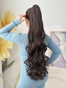 30英寸深棕色波浪卷发夹式马尾假发，柔软自然，合成材质，适合女性 - 黑棕色 - 查看 3